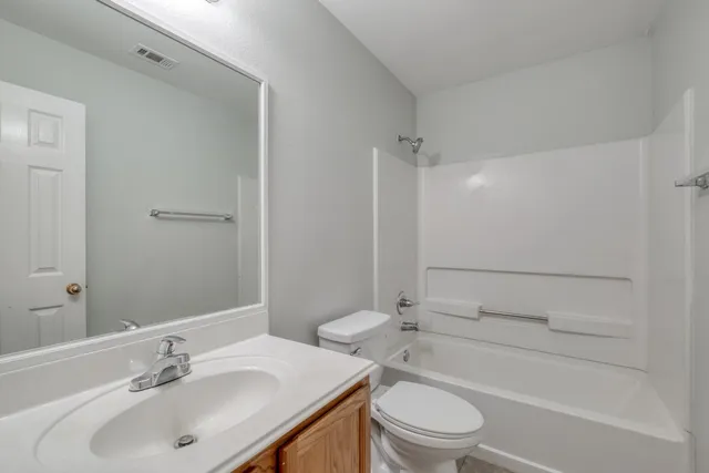 $2,100 | 1204 Delia Chappa Lane, Hutto, TX 78634