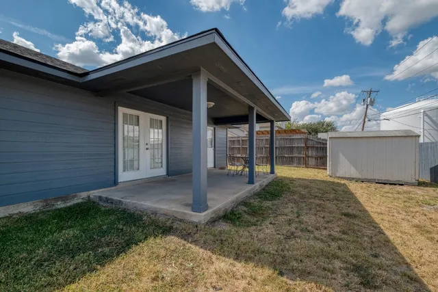 $2,100 | 1204 Delia Chappa Lane, Hutto, TX 78634