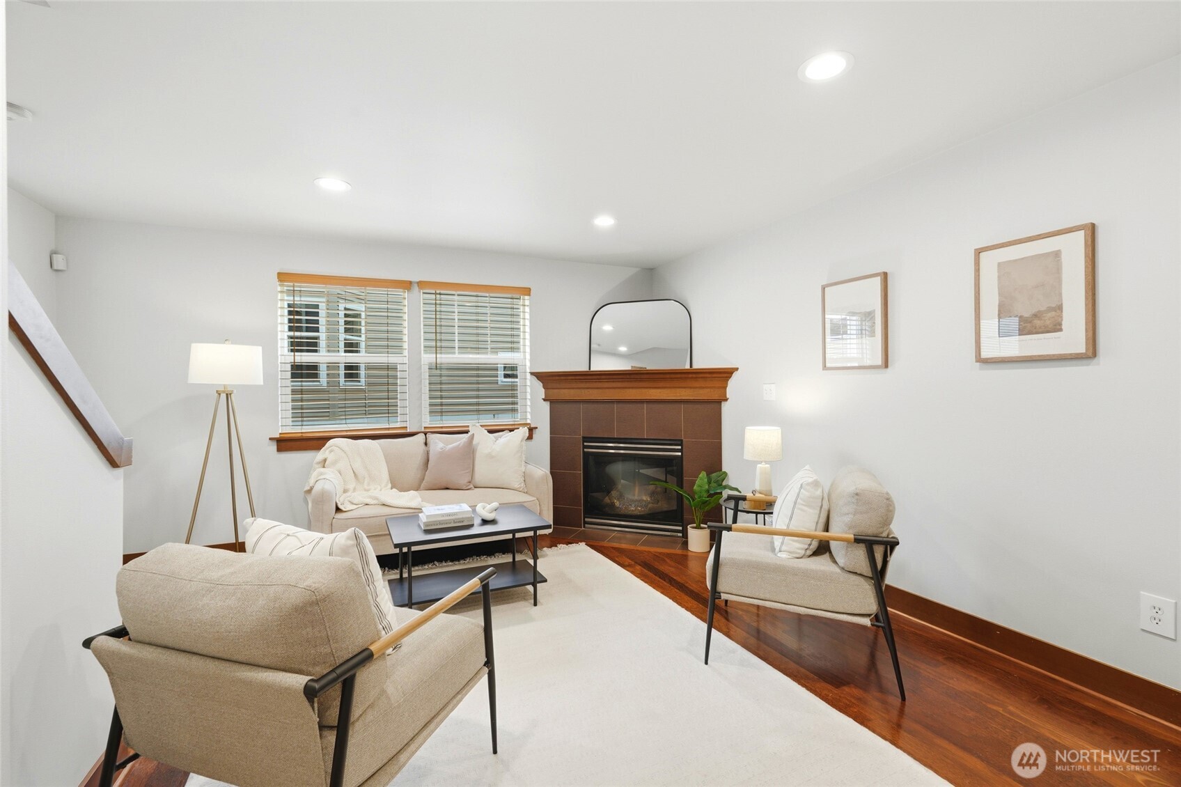 725 North 95th Street, Unit B Seattle, WA 98103 - Photo 9 of 29