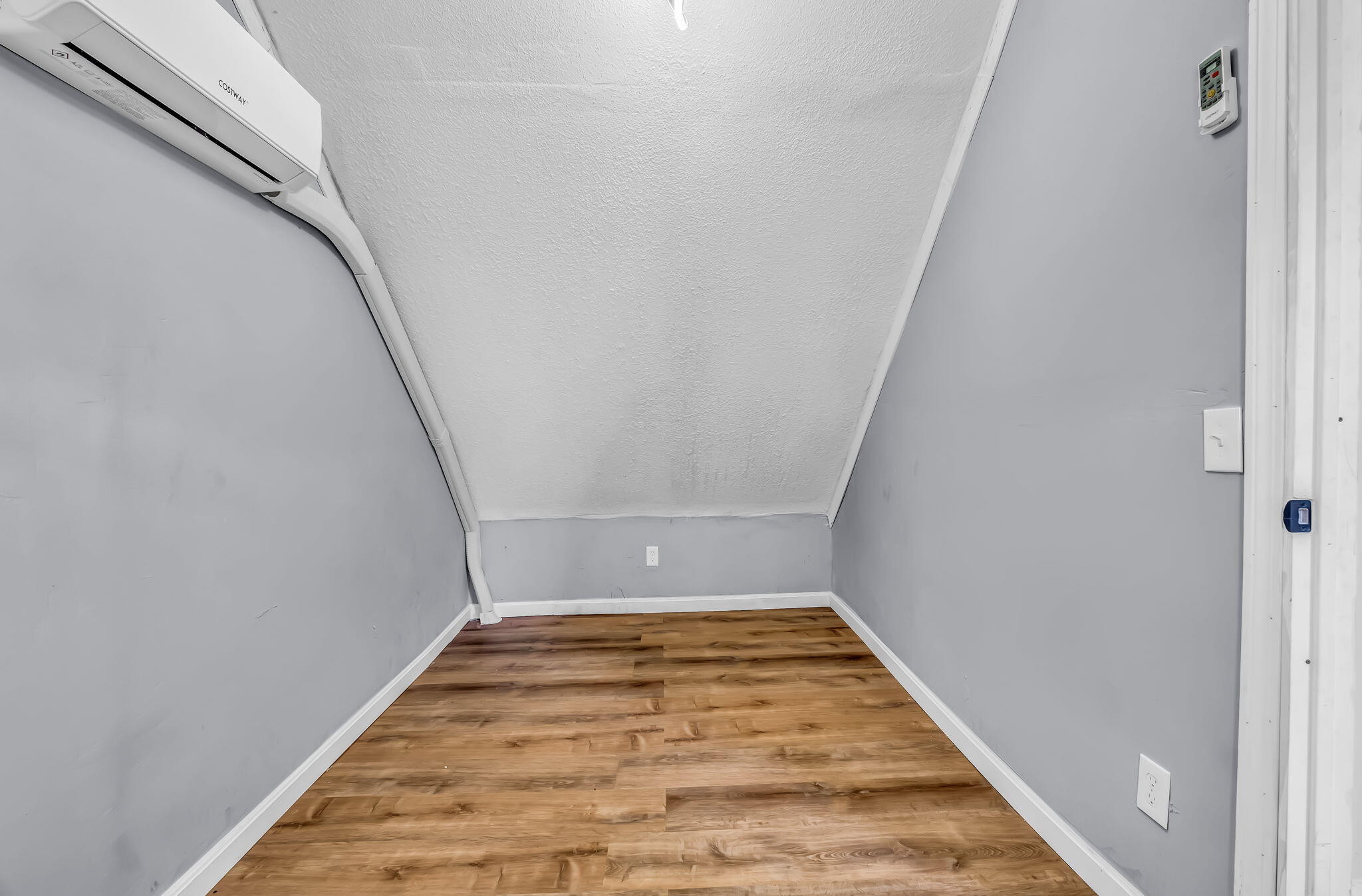 45 West Bates Street Lewiston, ME 04240 - Photo 10 of 52 4-web-or-mls-45-w-bates-st