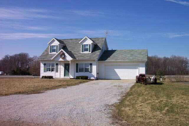 12967 Apple Road Bourbon, IN 46504 - Photo 1 of 3