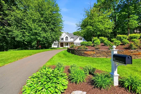 $950,000 | 102 Oak Ridge Drive, Belchertown, MA 01007