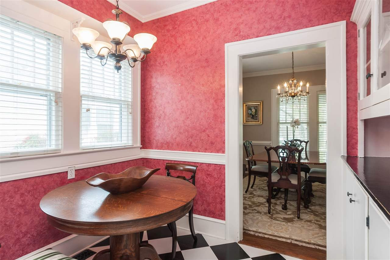 105 West Whitaker Mill Road Raleigh, NC 27608 - Photo 8 of 20 Breakfast Room