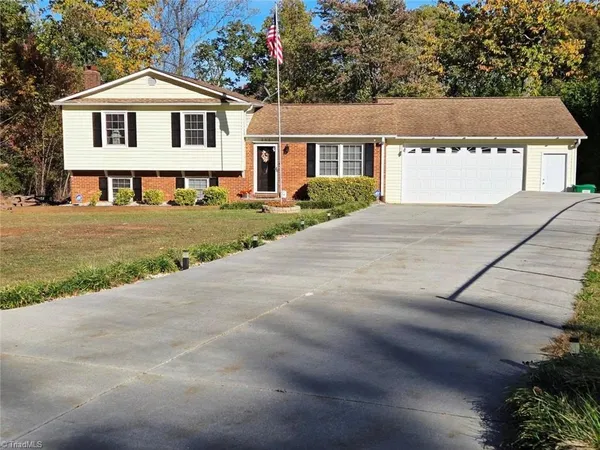 $277,000 | 206 Bessemer Court, King, NC 27021