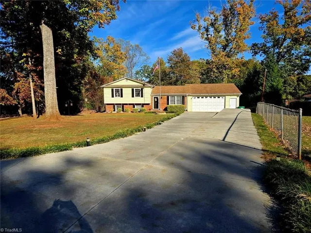 $286,500 | 206 Bessemer Court, King, NC 27021