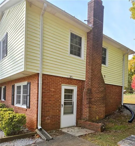 $286,500 | 206 Bessemer Court, King, NC 27021