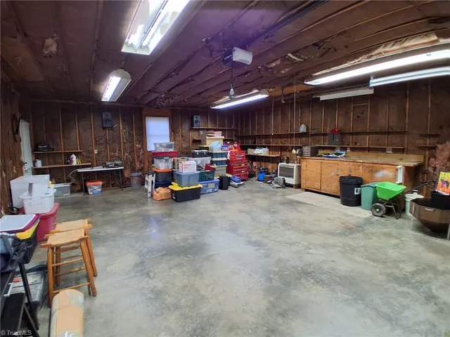 $286,500 | 206 Bessemer Court, King, NC 27021