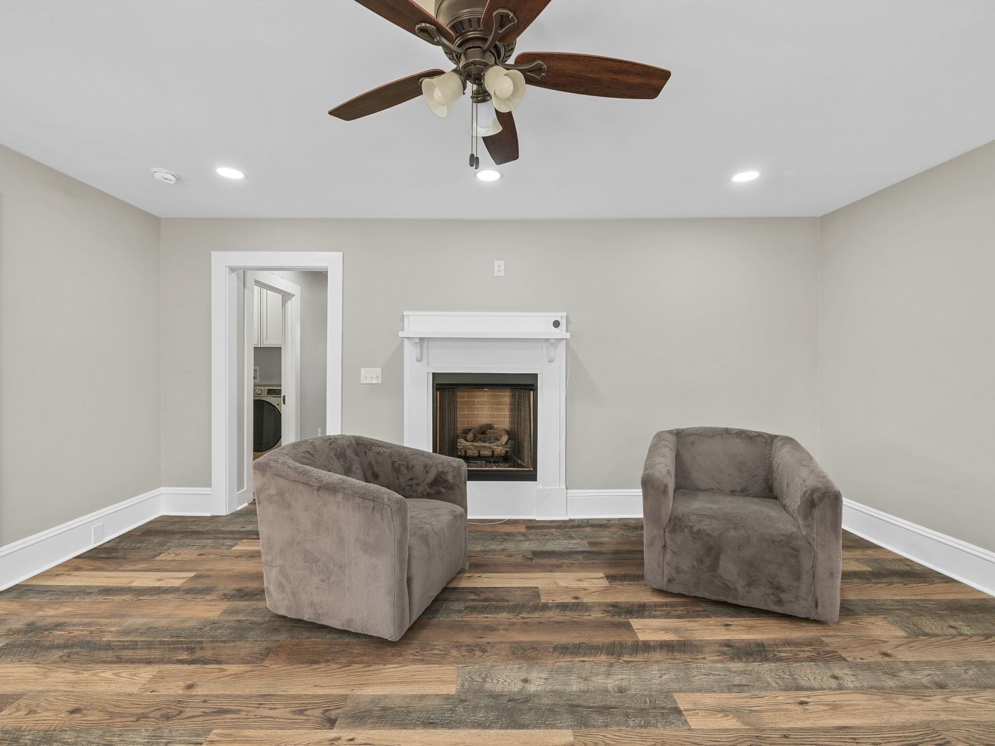 242 West Clark Road Inman, SC 29349 - Photo 9 of 46