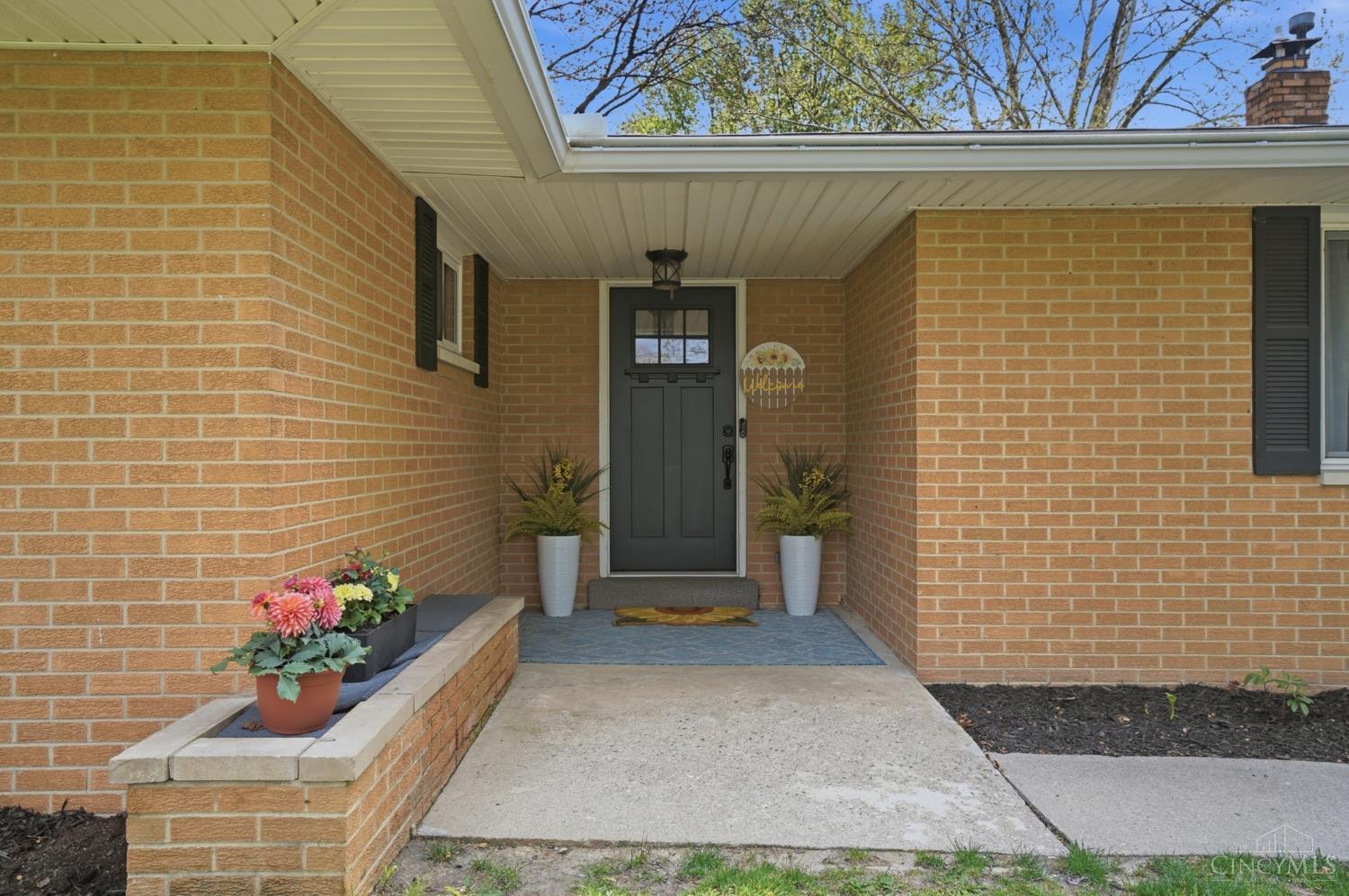 3924 Rexford Road Dayton, OH 45430 - Photo 4 of 51