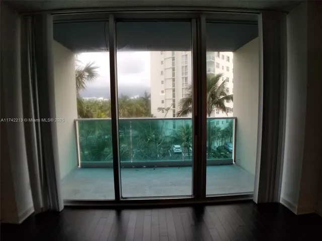 $2,200 | 4001 South Ocean Drive, Unit 4H, Hollywood, FL 33019