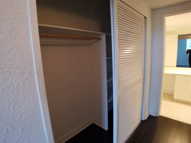 $2,200 | 4001 South Ocean Drive, Unit 4H, Hollywood, FL 33019