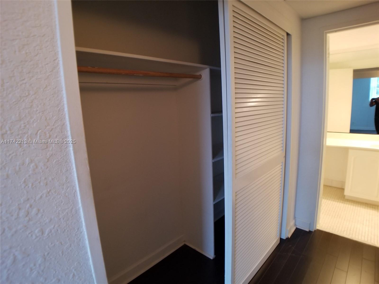 4001 South Ocean Drive, Unit 4H Hollywood, FL 33019 - Photo 18 of 33