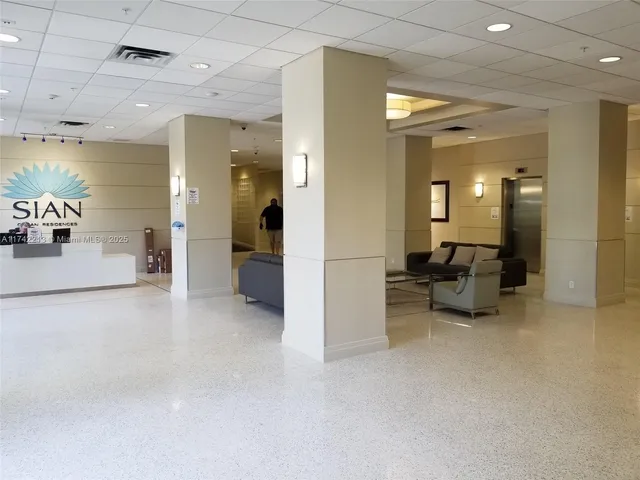 $2,200 | 4001 South Ocean Drive, Unit 4H, Hollywood, FL 33019