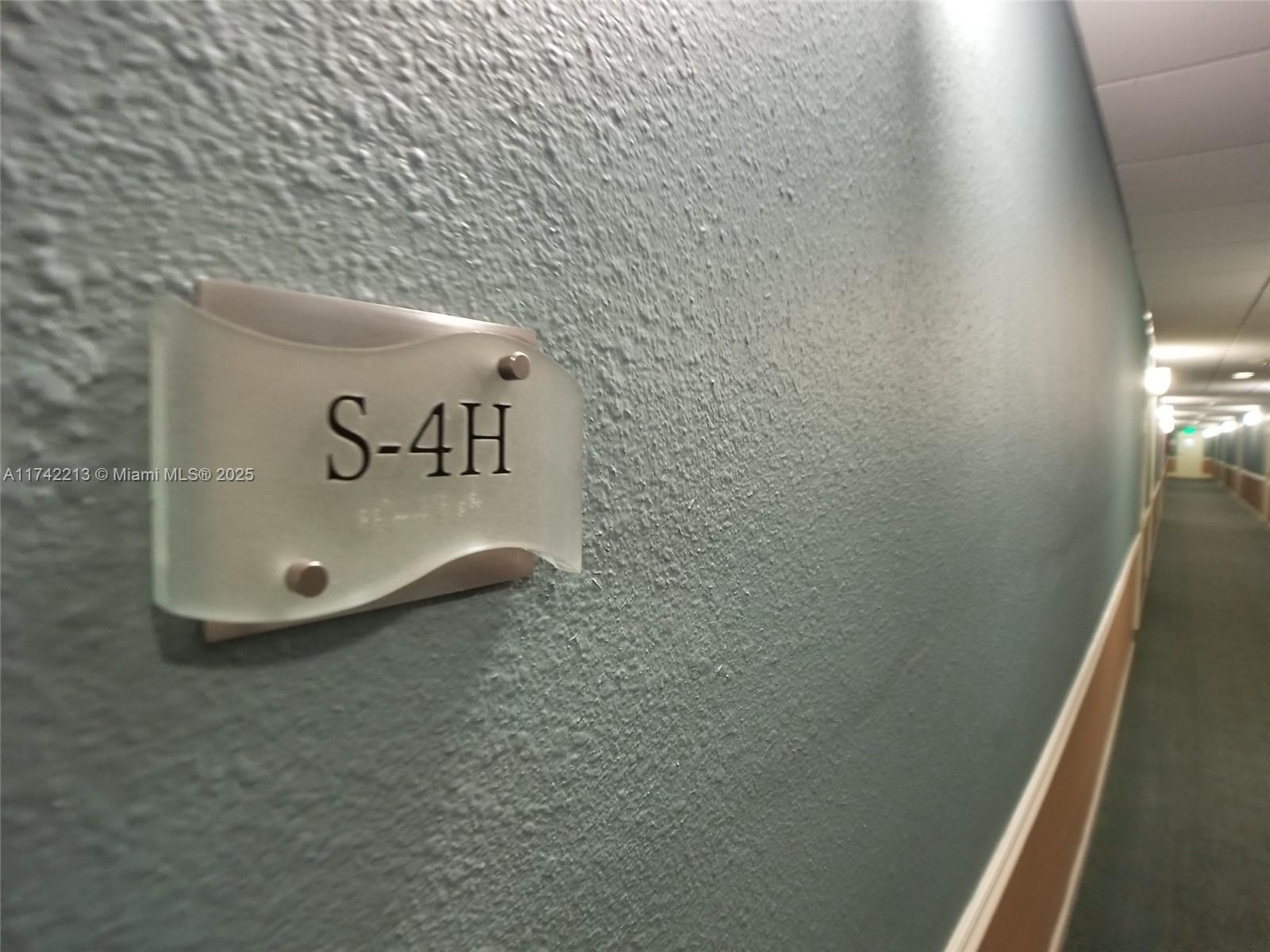 4001 South Ocean Drive, Unit 4H Hollywood, FL 33019 - Photo 8 of 33