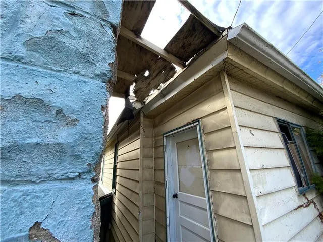 $10,000 | 213 Luella Avenue, Charleroi, PA 15022