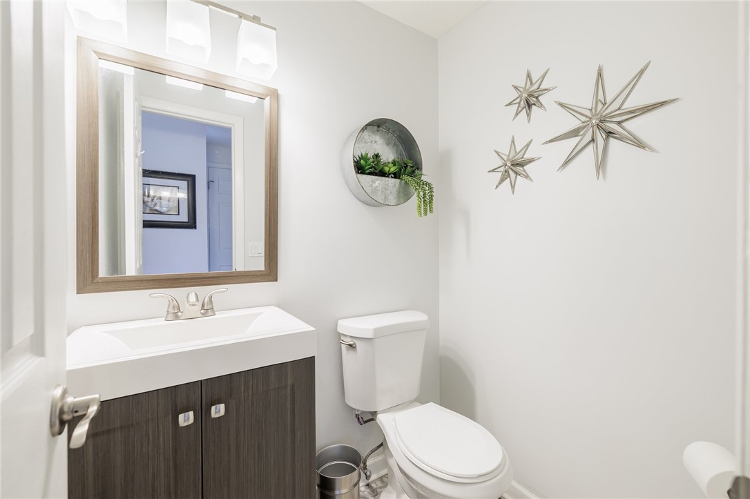 211 Vineyard Drive Greece, NY 14616 - Photo 14 of 28