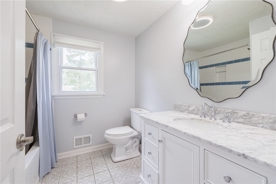 211 Vineyard Drive Greece, NY 14616 - Photo 21 of 28