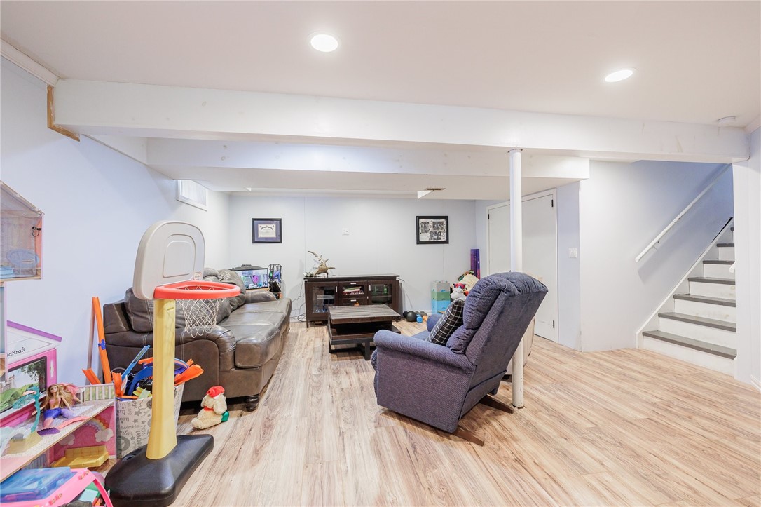 211 Vineyard Drive Greece, NY 14616 - Photo 22 of 28