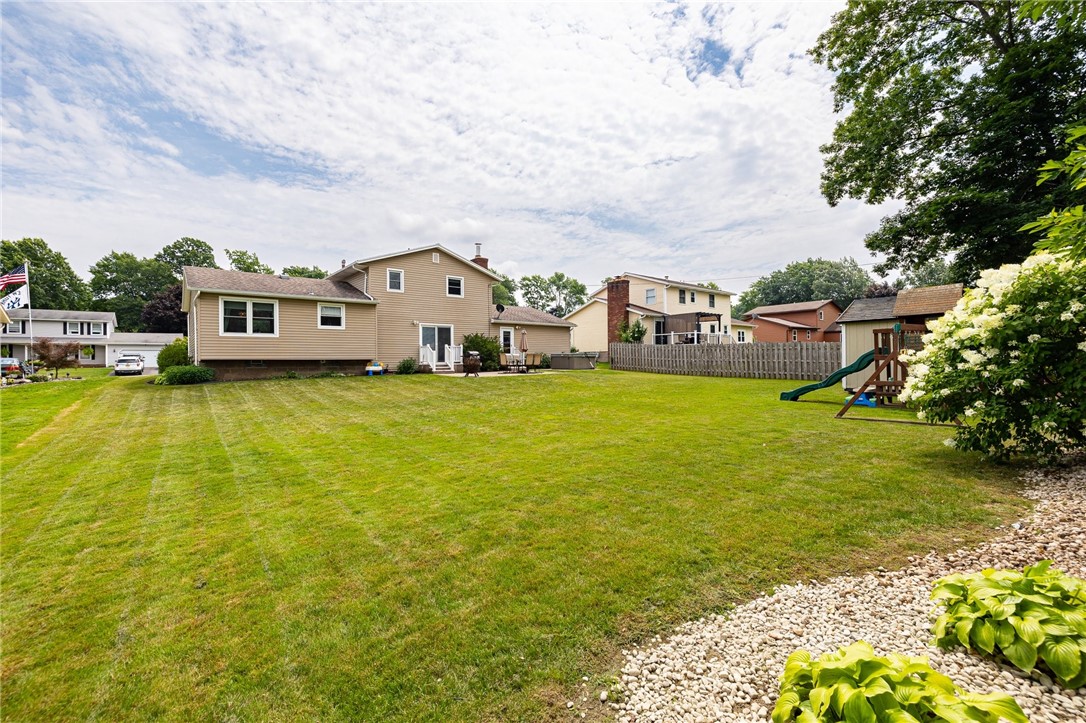 211 Vineyard Drive Greece, NY 14616 - Photo 24 of 28