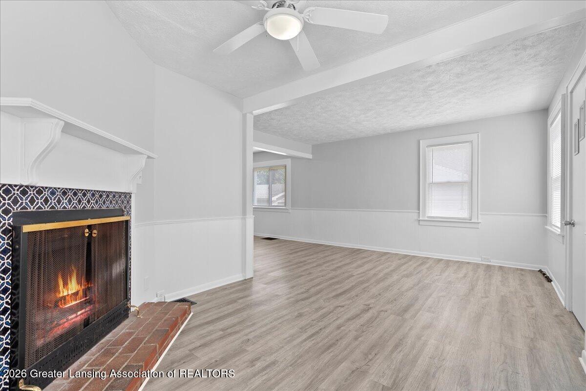 6041 Hilliard Road Lansing, MI 48911 - Photo 4 of 26 11-Media Jett - 20.2