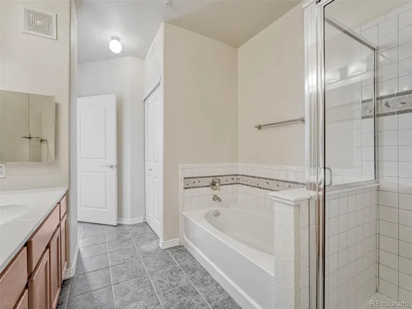 $1,800 | 10176 Park Meadows Drive, Unit 2217, Lone Tree, CO 80124