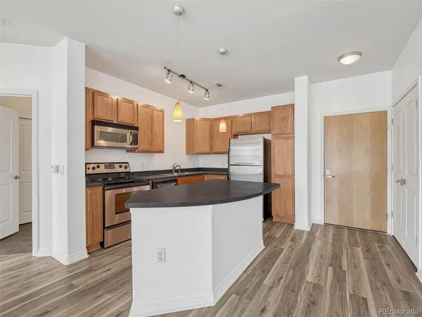 $1,800 | 10176 Park Meadows Drive, Unit 2217, Lone Tree, CO 80124