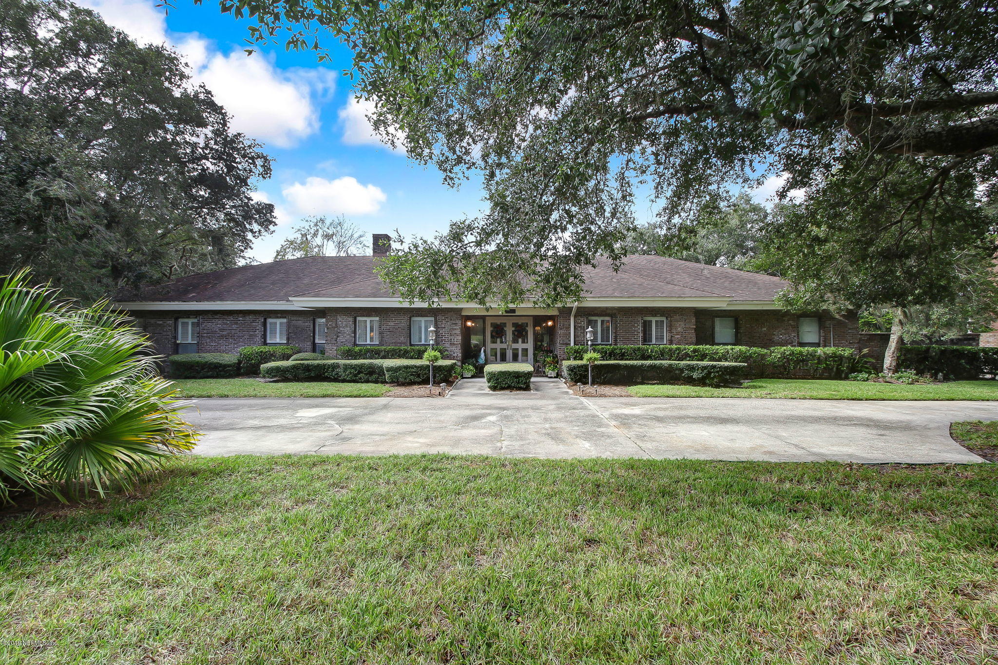 8487 Hollyridge Road Jacksonville, FL 32256 - Photo 1 of 88 Exterior Front