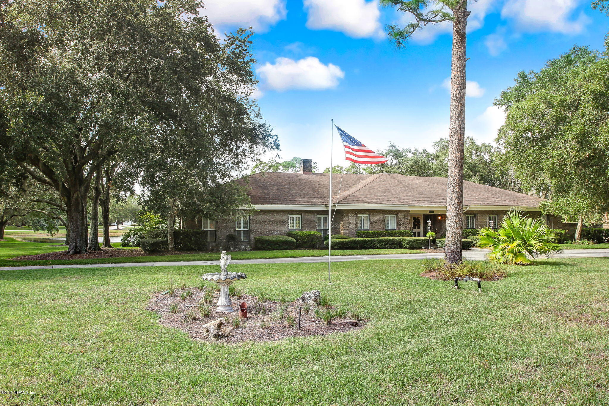 8487 Hollyridge Road Jacksonville, FL 32256 - Photo 3 of 88 Exterior Front - Street View