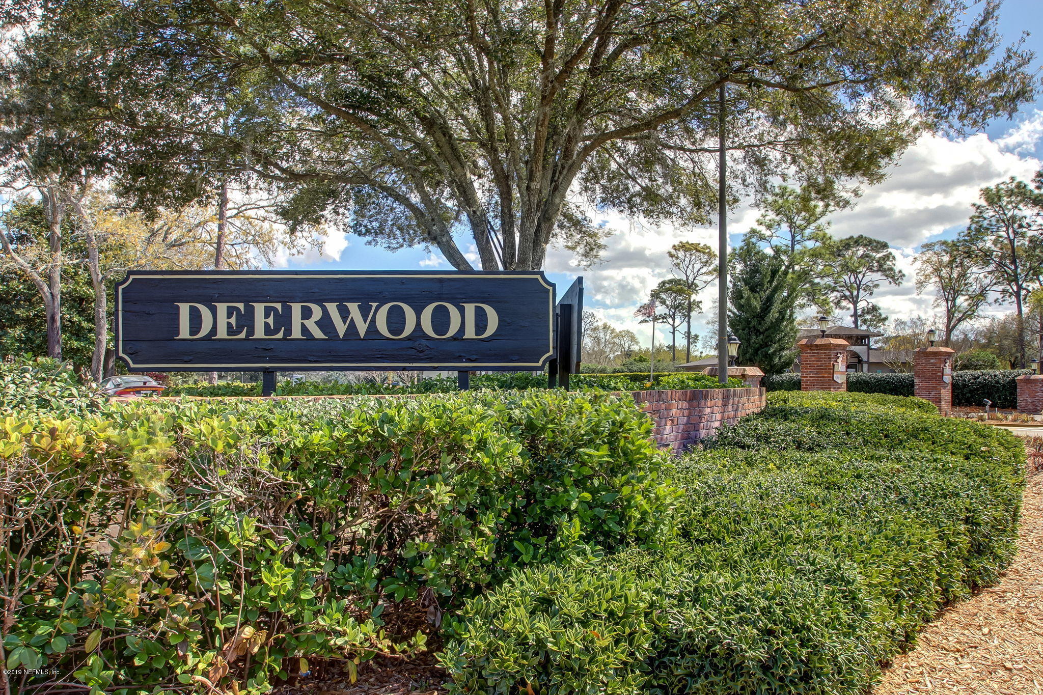 8487 Hollyridge Road Jacksonville, FL 32256 - Photo 63 of 88 Deerwood Entrance Sign