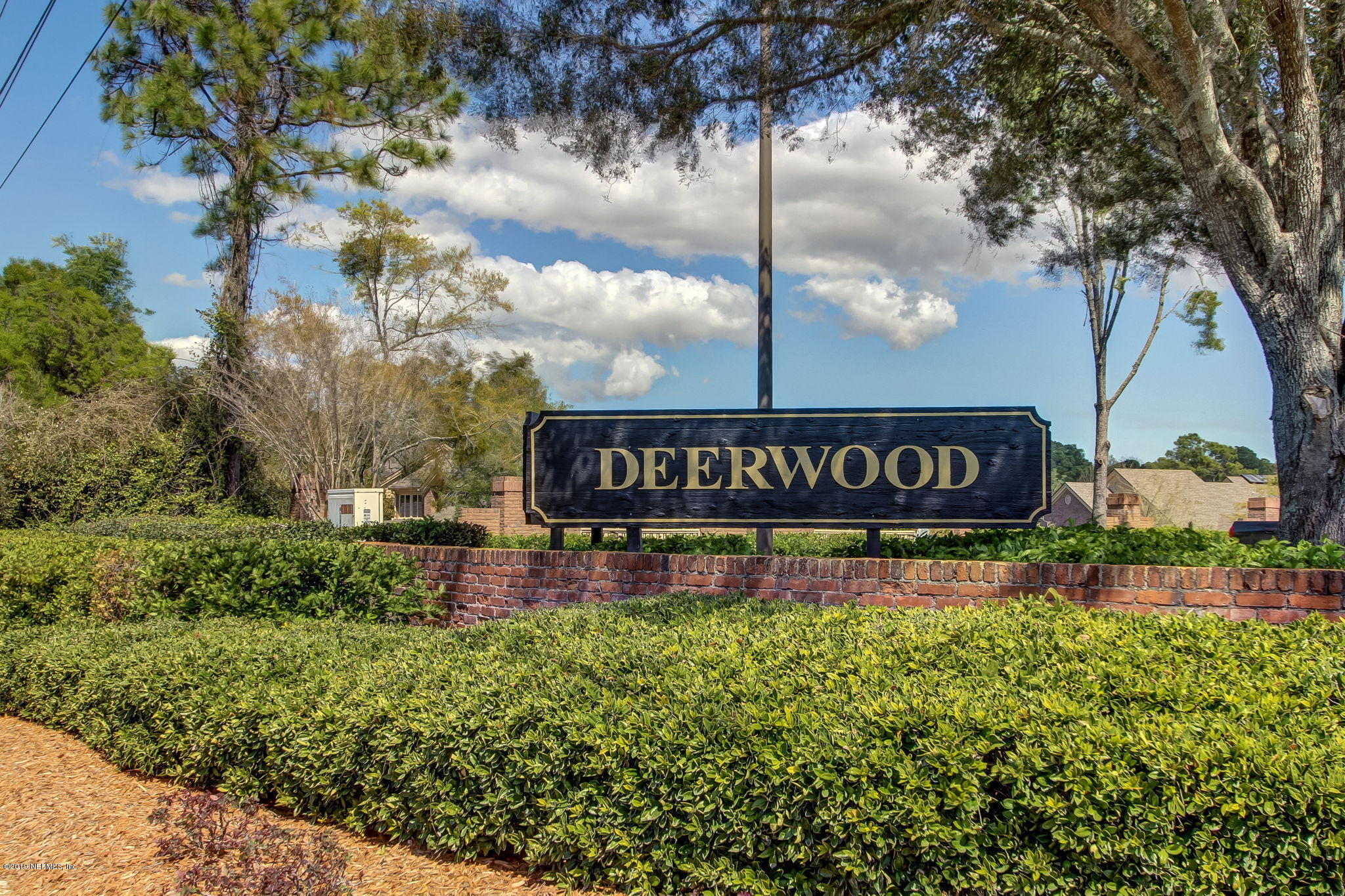 8487 Hollyridge Road Jacksonville, FL 32256 - Photo 75 of 88 Deerwood Entrance Sign