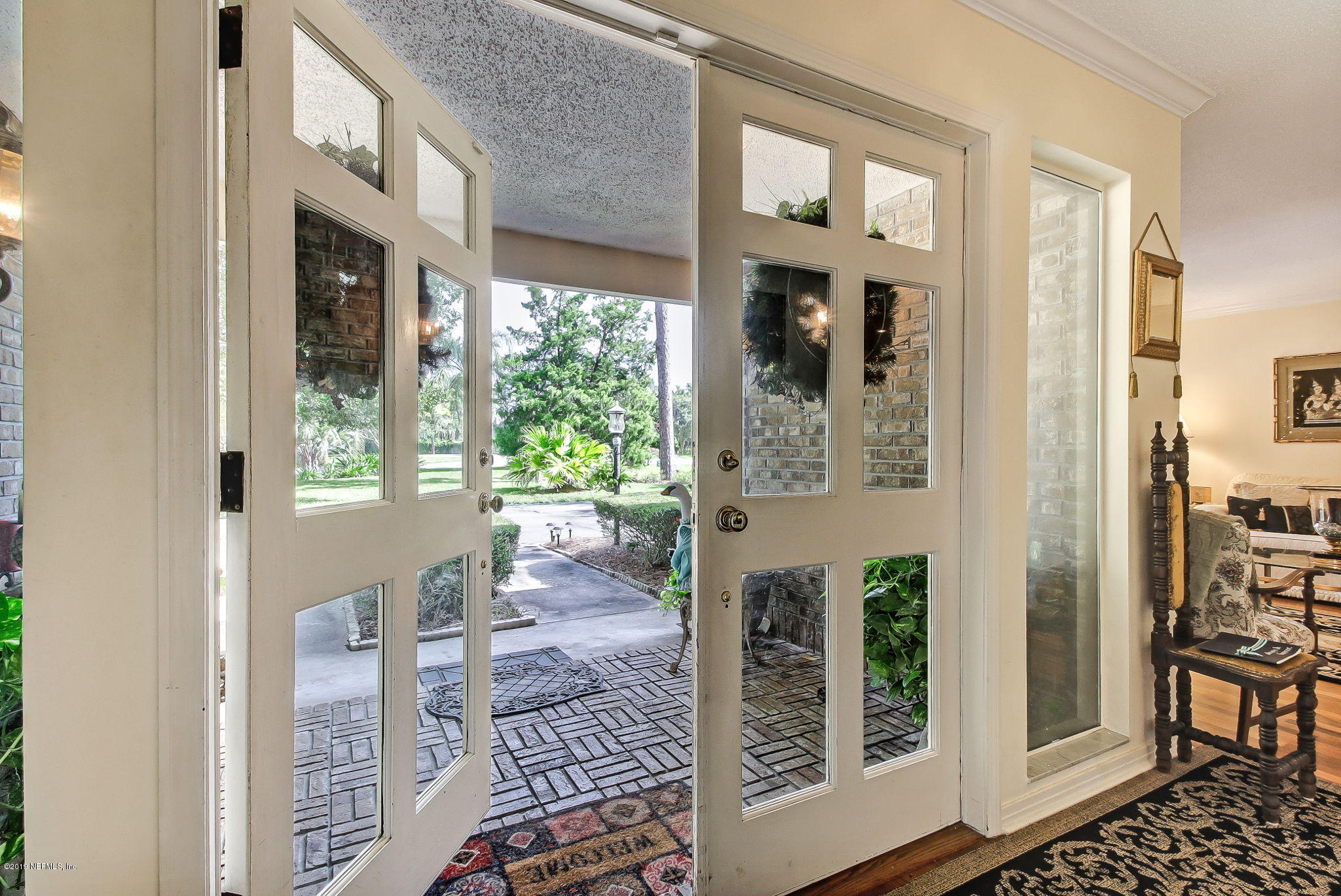 8487 Hollyridge Road Jacksonville, FL 32256 - Photo 8 of 88 Entry to Foyer