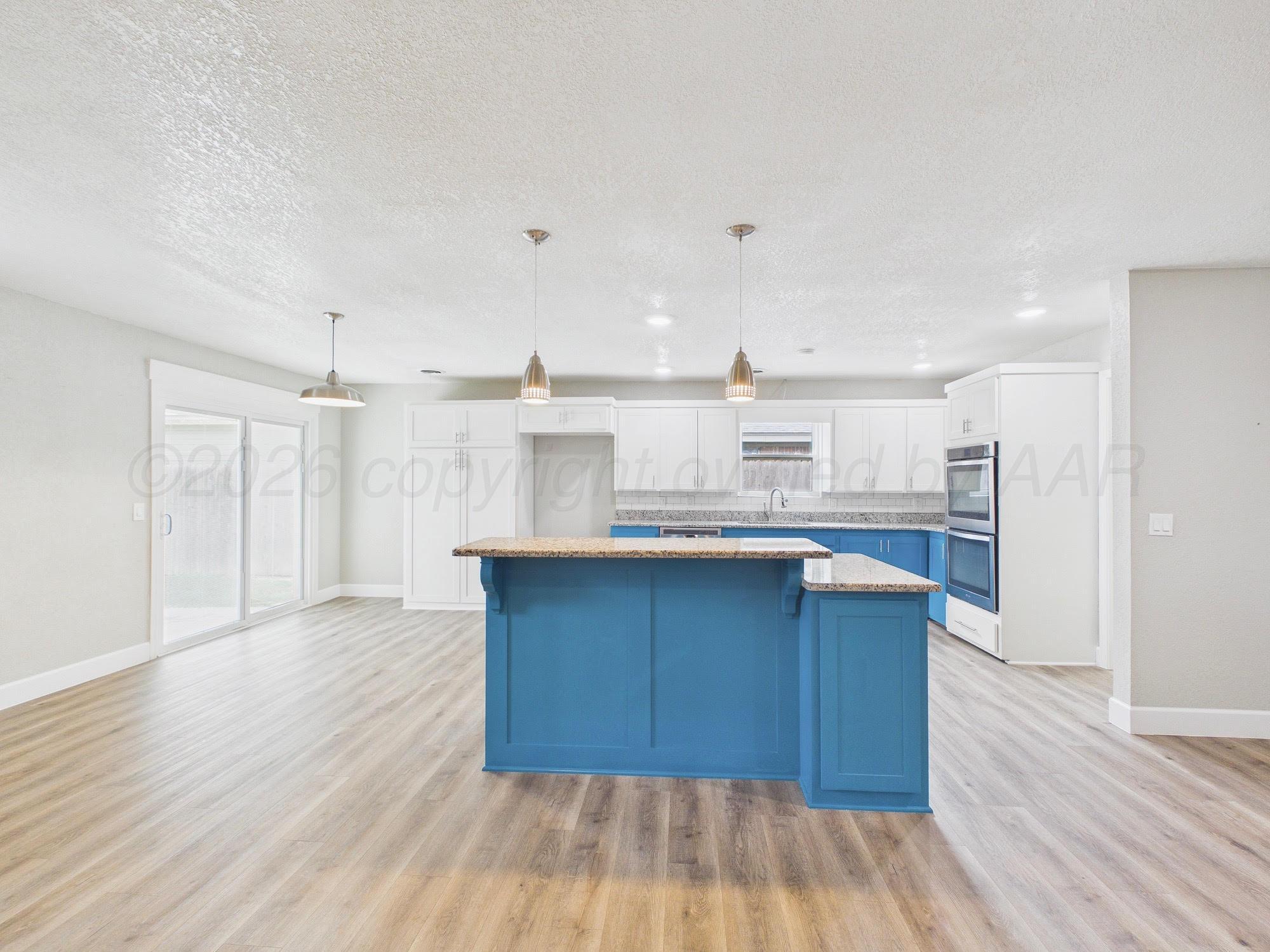 2818 John Drive Amarillo, TX 79110 - Photo 5 of 22 Kitchen 2