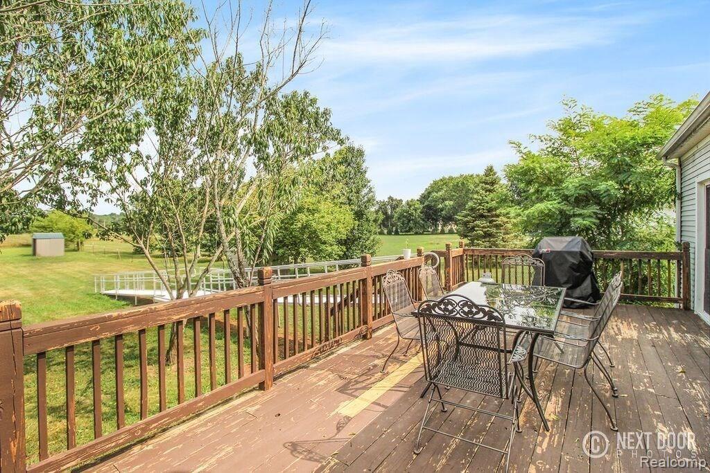 4175 Pleasant Valley Road Brighton, MI 48114 - Photo 24 of 34 k prop 4.jpg