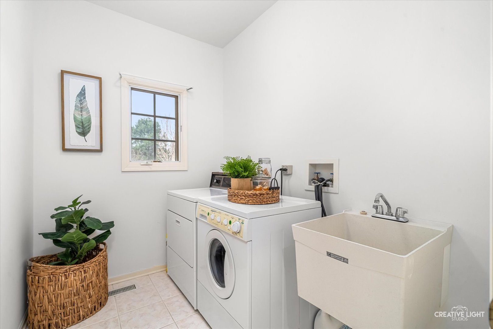 2311 Leverenz Road Naperville, IL 60564 - Photo 25 of 36