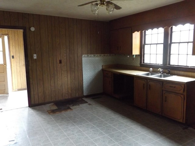 209 Carline Road Gloverville, SC 29828 - Photo 4 of 16