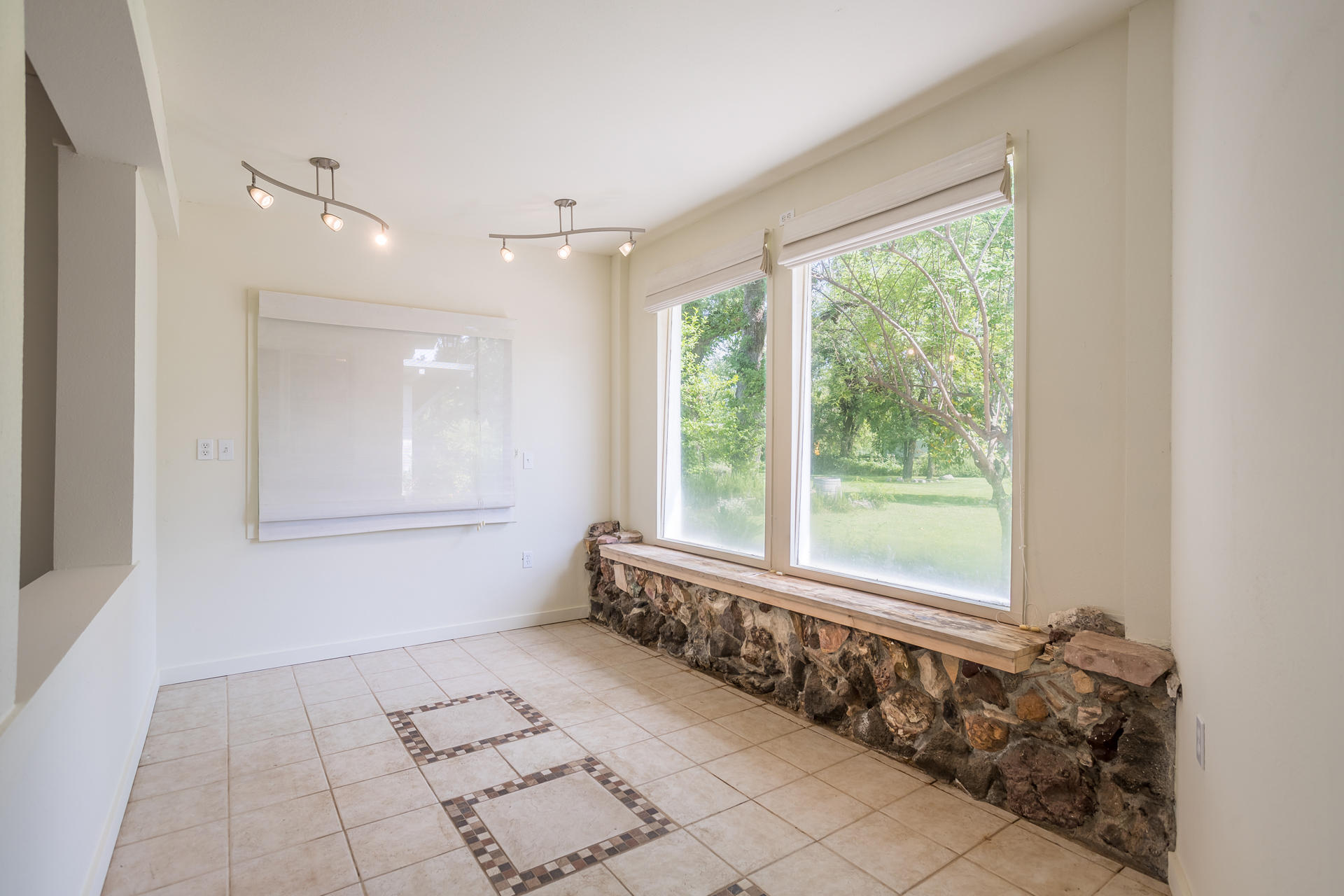 22437 Adobe Road Cottonwood, CA 96022 - Photo 13 of 28 30 bonus room