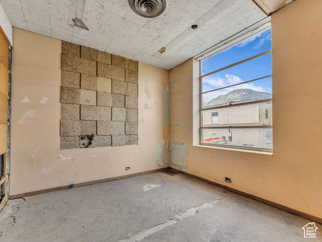 40 South Freedom Boulevard Provo, UT 84601 - Photo 40 of 111 Spare room with baseboards