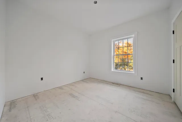 $724,900 | 80 Bypass 28, Derry, NH 03038