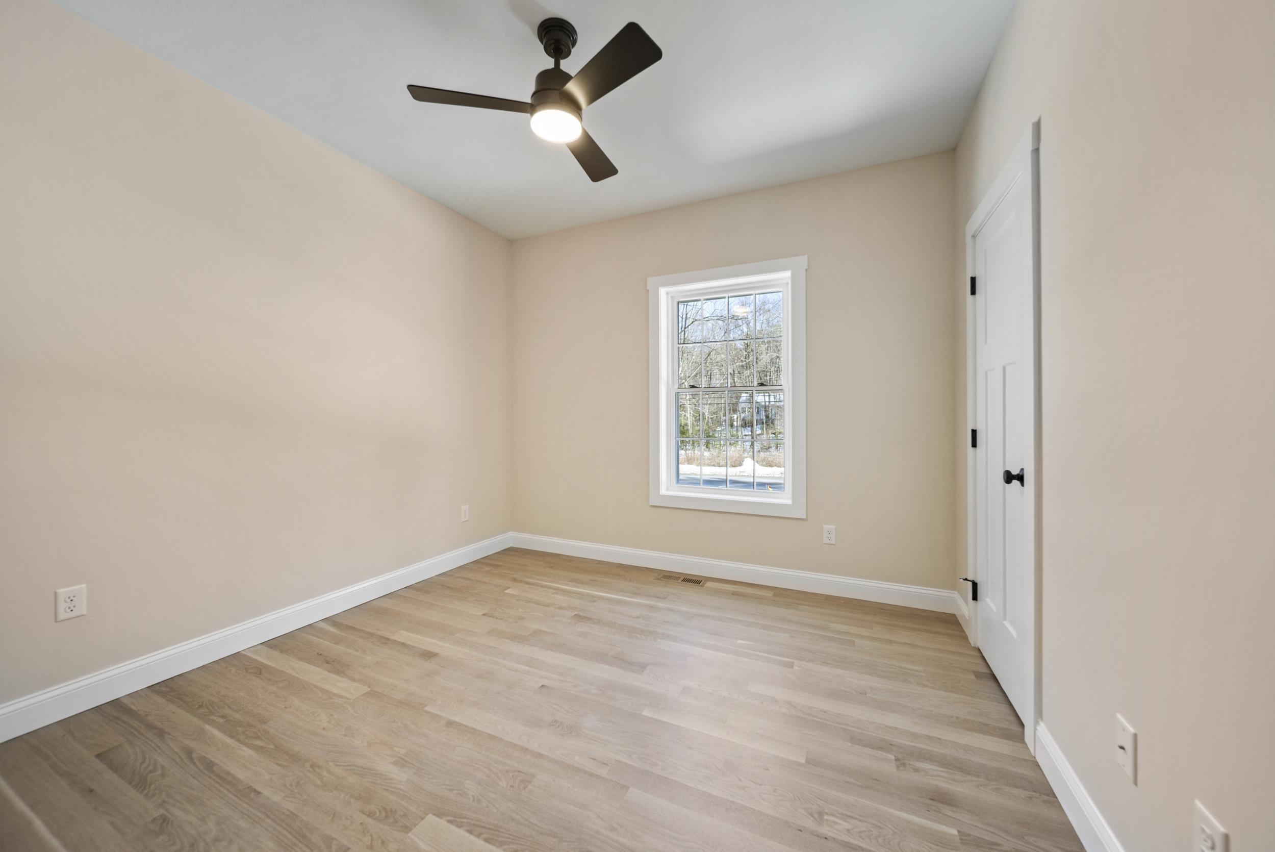 80 Bypass 28 Derry, NH 03038 - Photo 18 of 44