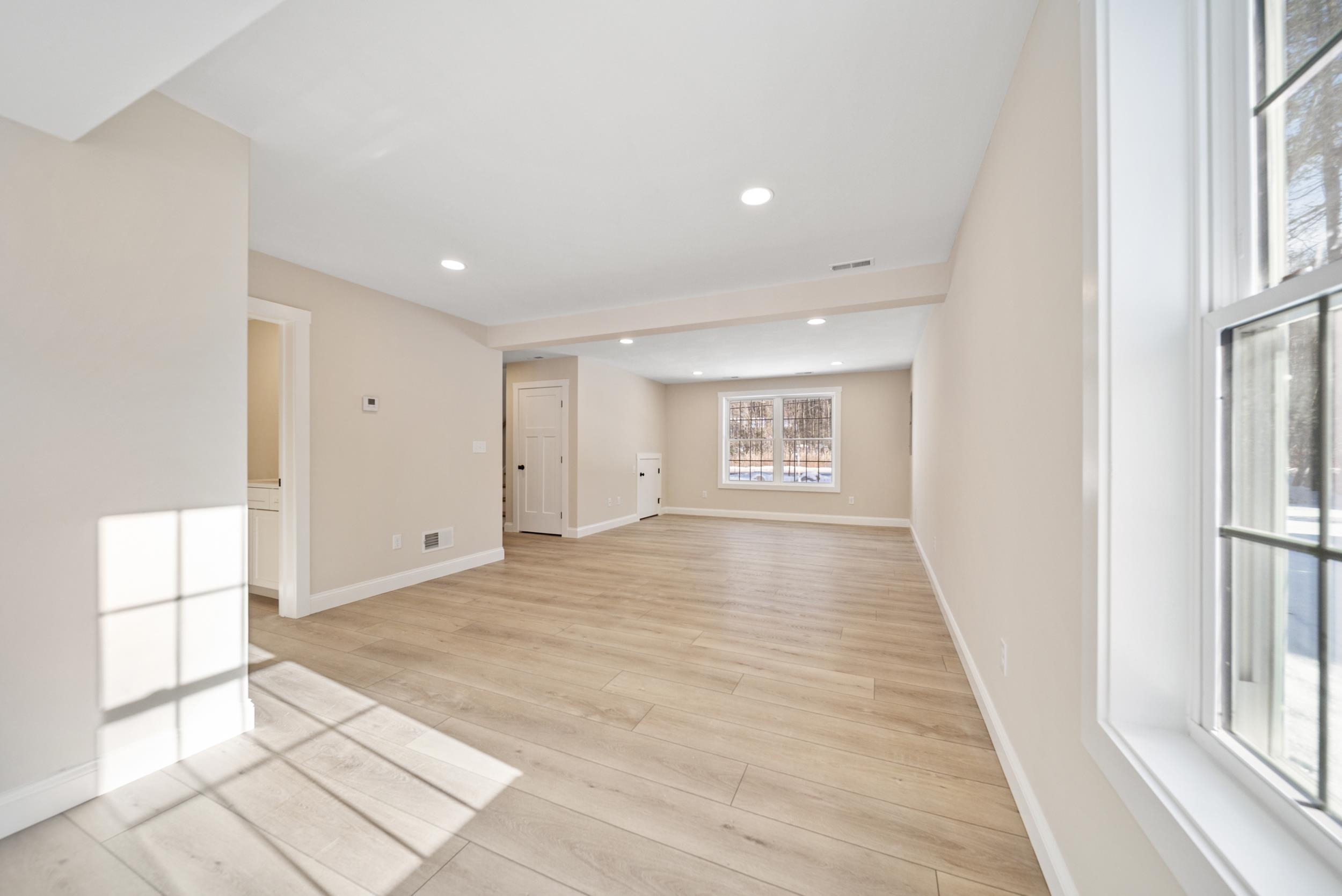 80 Bypass 28 Derry, NH 03038 - Photo 28 of 44