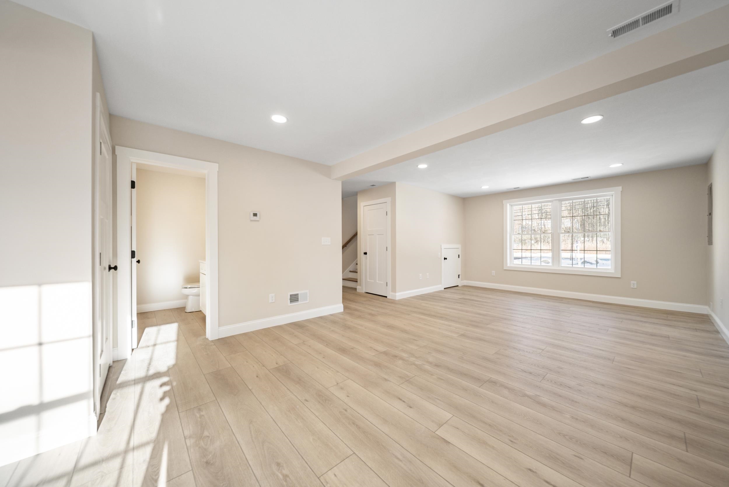 80 Bypass 28 Derry, NH 03038 - Photo 29 of 44