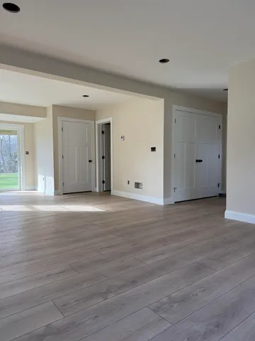 $724,800 | 80 Bypass 28, Derry, NH 03038