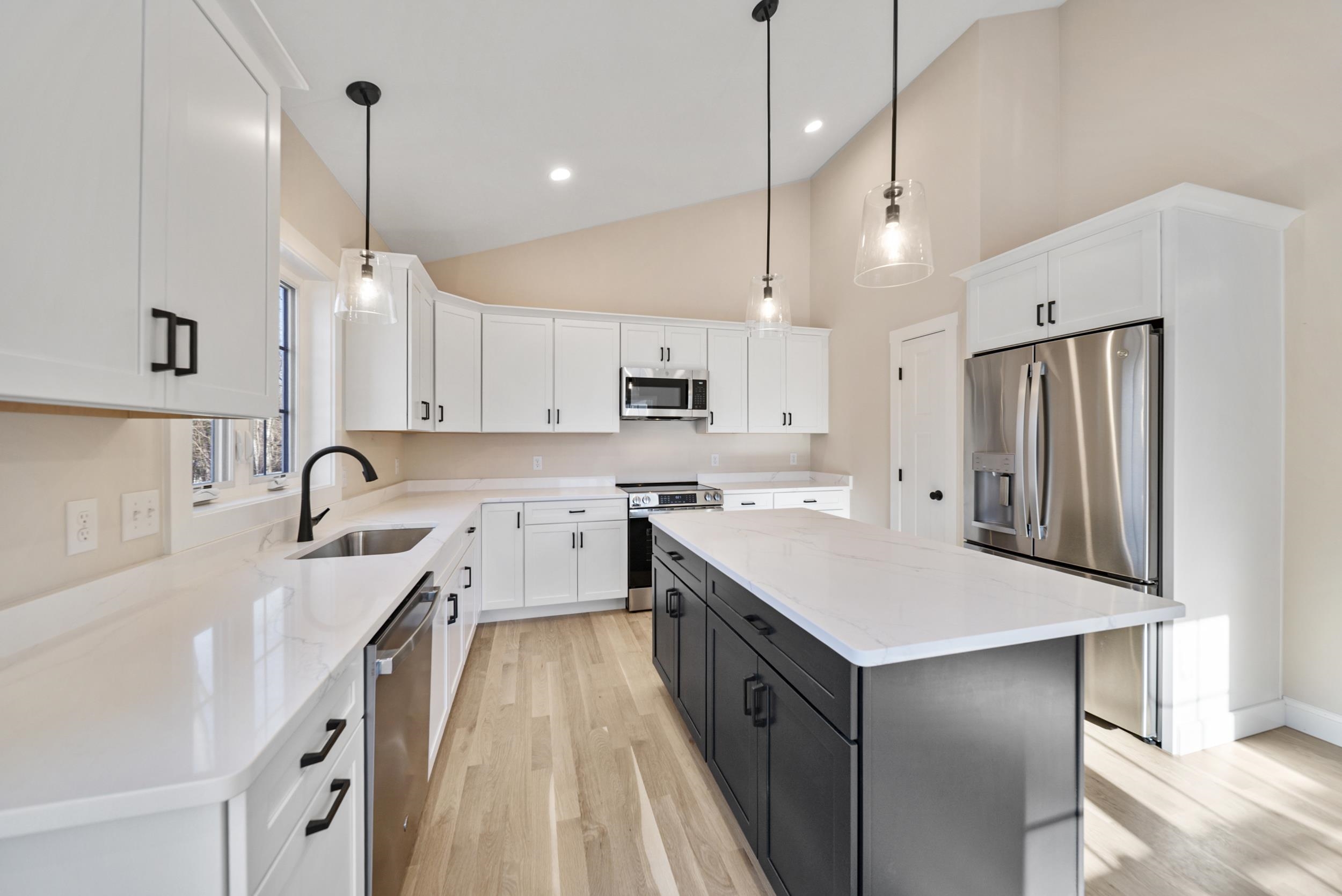 80 Bypass 28 Derry, NH 03038 - Photo 6 of 44