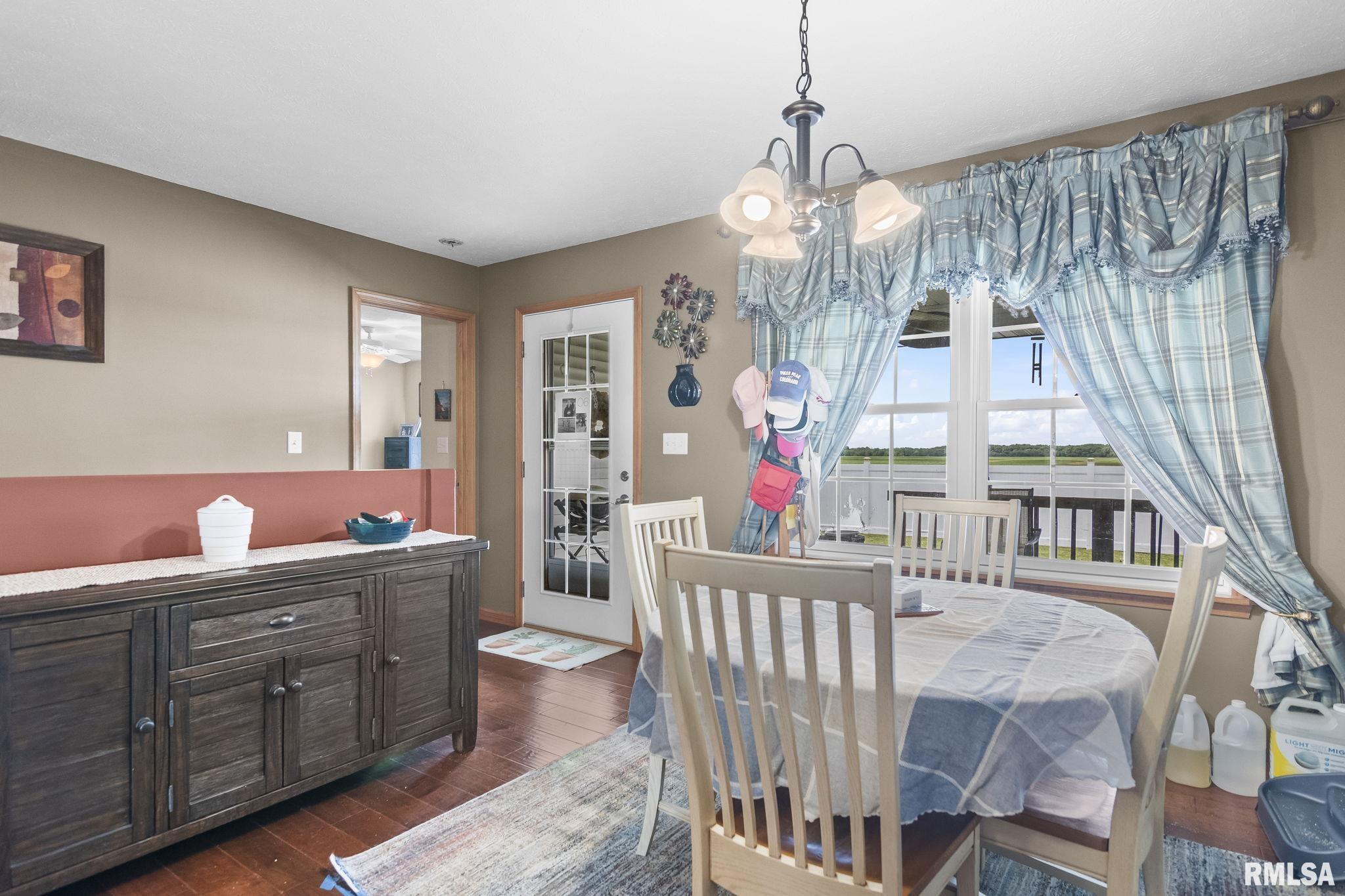 333 Butler Lane Chatham, IL 62629 - Photo 13 of 40