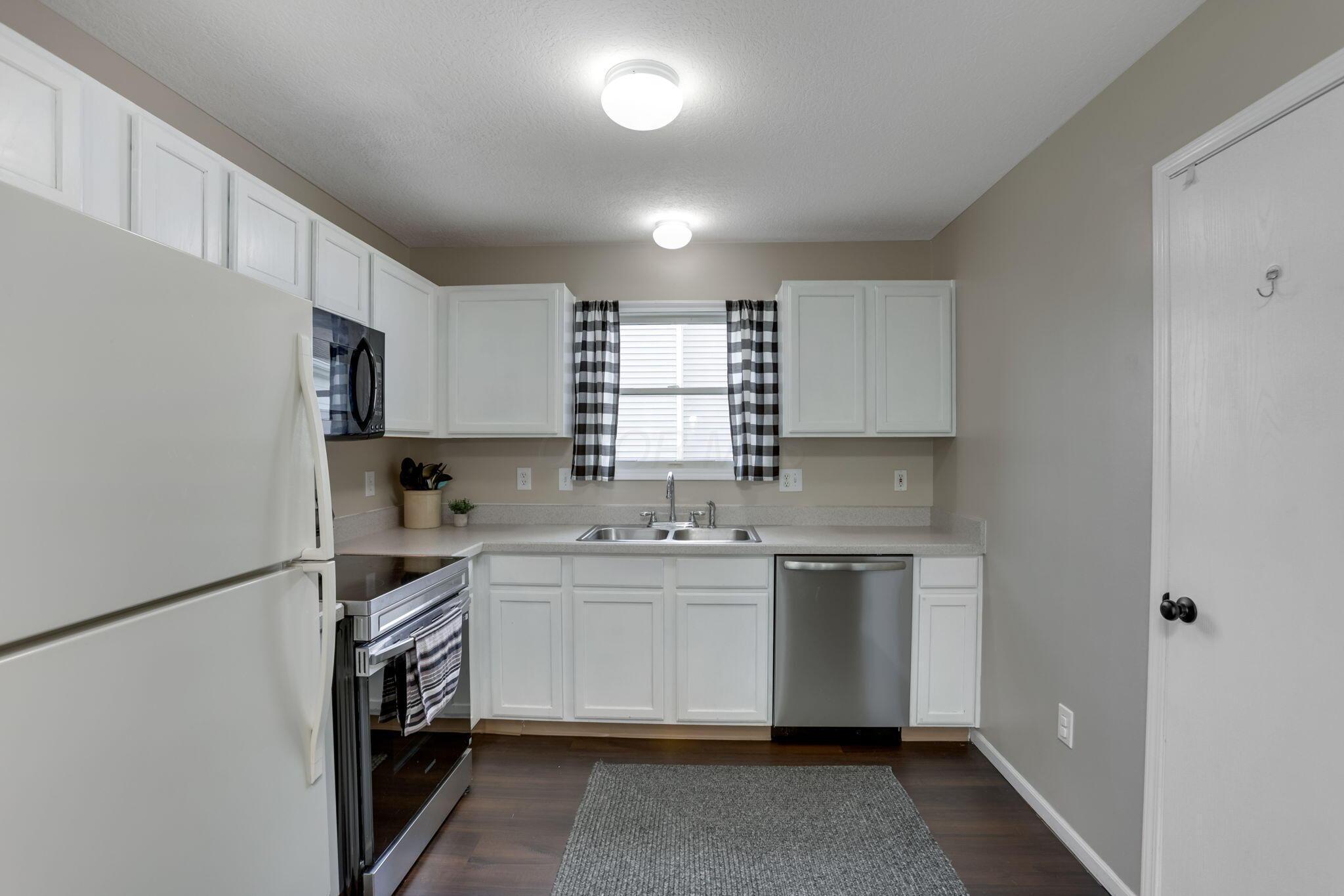 405 Ruffin Drive Galloway, OH 43119 - Photo 16 of 70
