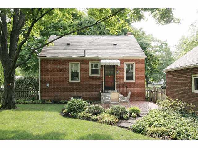 3063 Mountview Road Upper Arlington, OH 43221 - Photo 8 of 10 Gallery Image 8