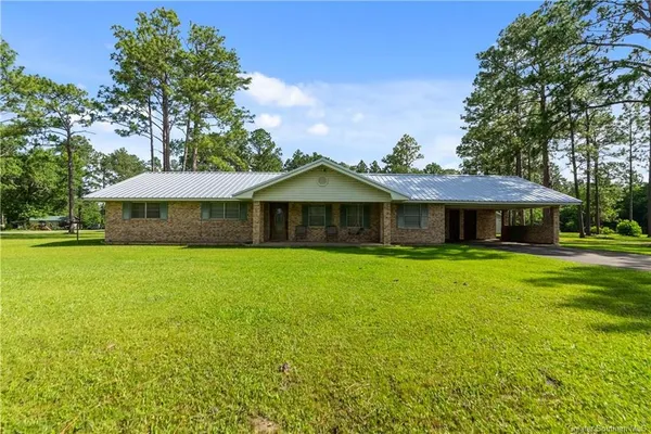 $219,000 | 374 Peach Street, Dequincy, LA 70633