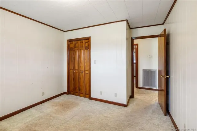 $219,000 | 374 Peach Street, Dequincy, LA 70633