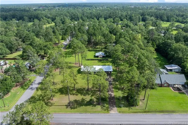 $219,000 | 374 Peach Street, Dequincy, LA 70633