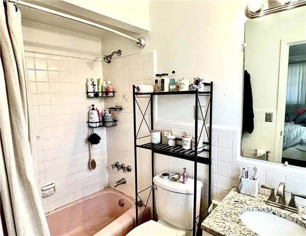 $1,900 | 945 Brockenbraugh Court, Metairie, LA 70005